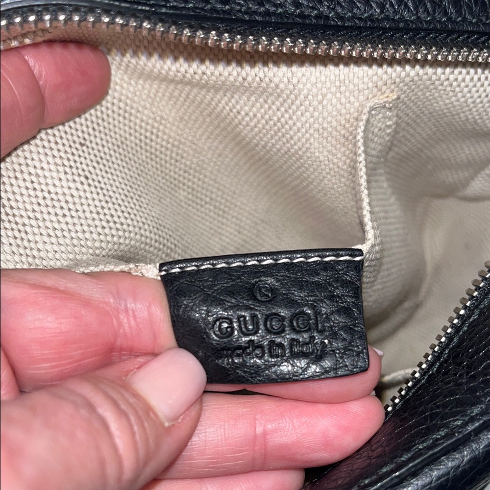 Gucci Black Soho Studded Disco Logo Leather Crossbody Bag - Picture 11 of 16
